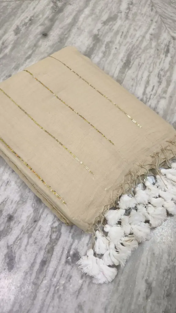 Off White Horizontal Sequence Mulmul Cotton Saree