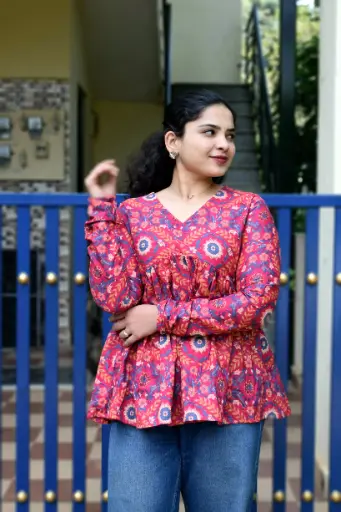 [SC00008] Pink Full Sleeves Printed Peplum Top
